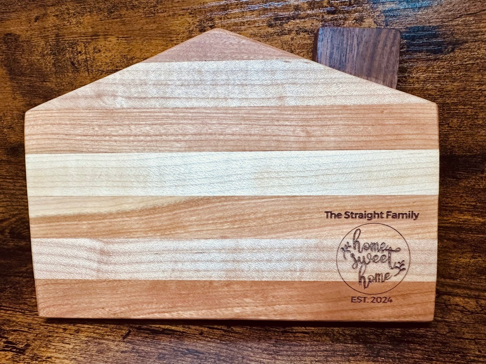 Home Sweet Home branded board